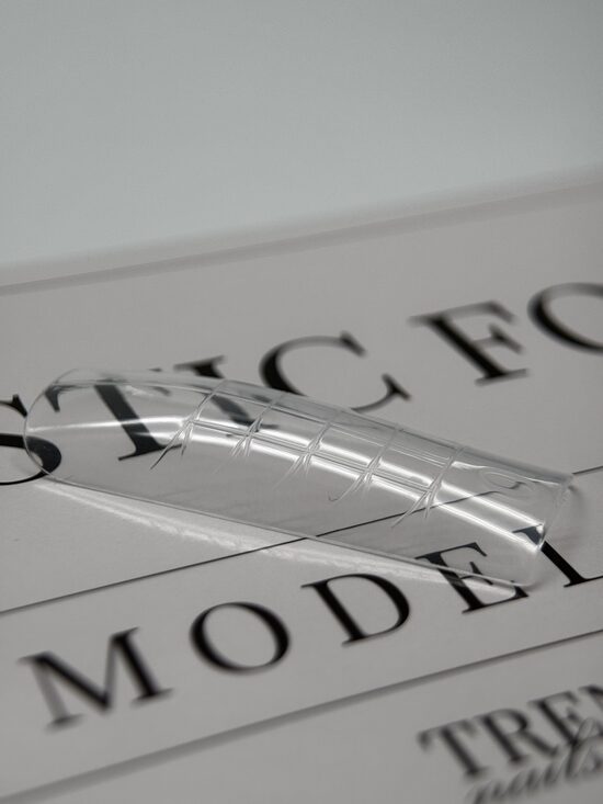 Plastic form model F1 Salon Square